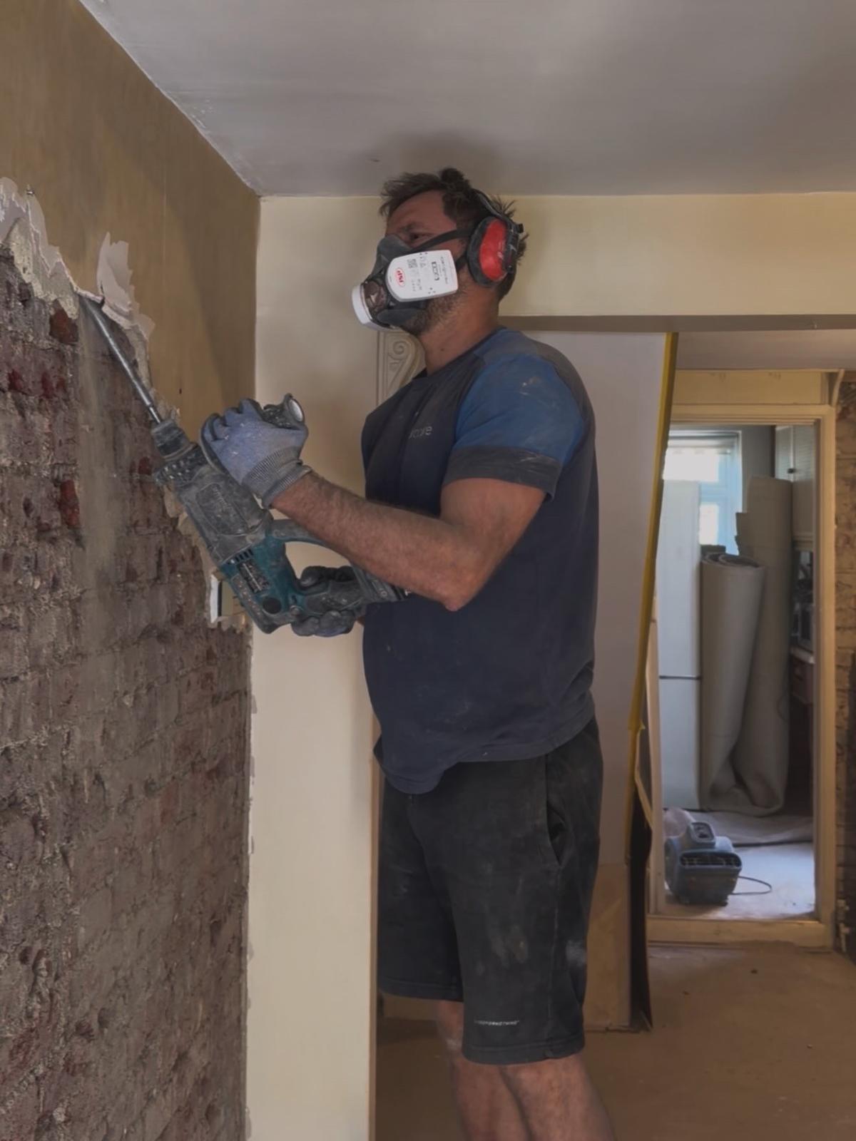 Damp proofing in Elstow